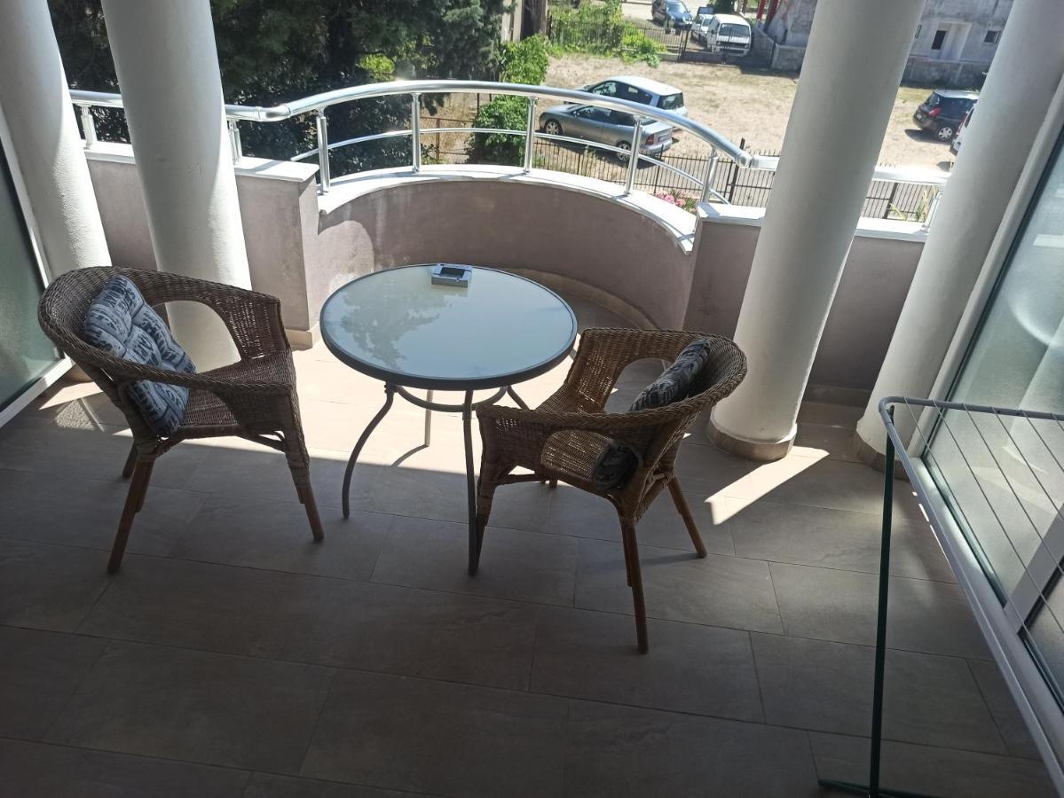 Apartment'S Meti Ulcinj Exterior photo