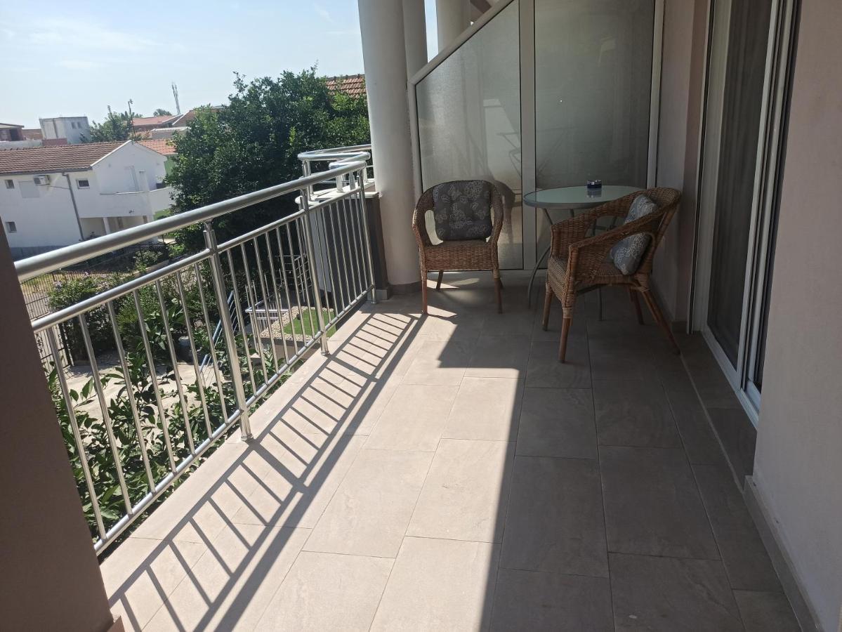Apartment'S Meti Ulcinj Exterior photo